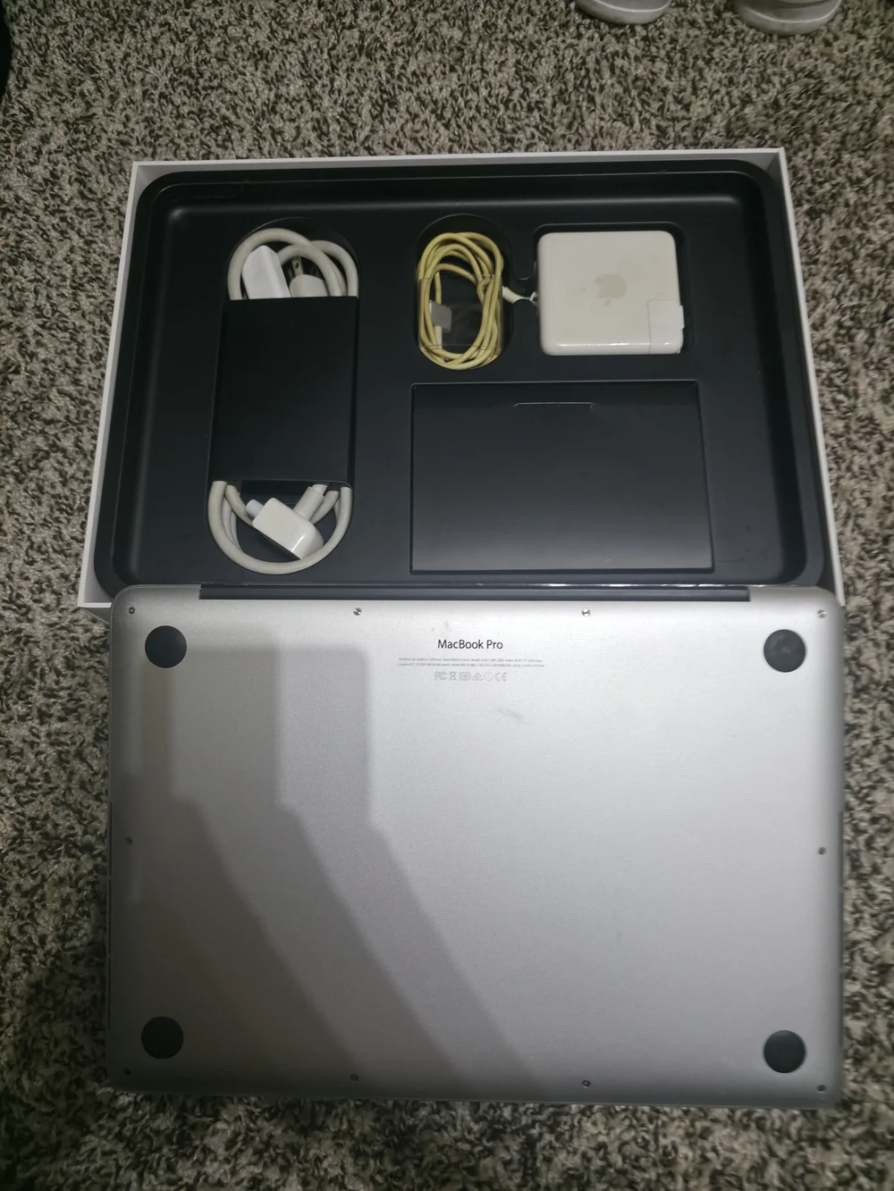 Apple MacBook Pro Laptop